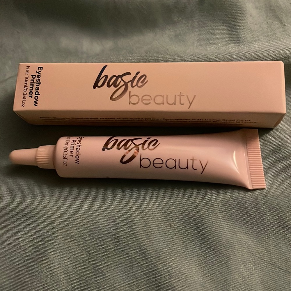 Basic Beauty Eyeshadow Primer 👁.NIB🔺FIRM🔺